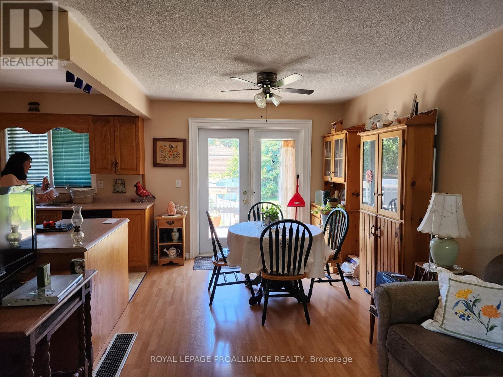31 HARBOURVIEW CRES