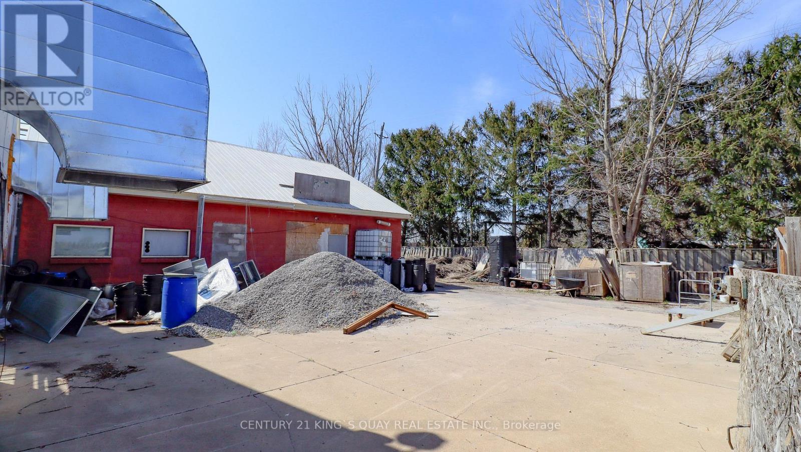 4060 MARTIN RD