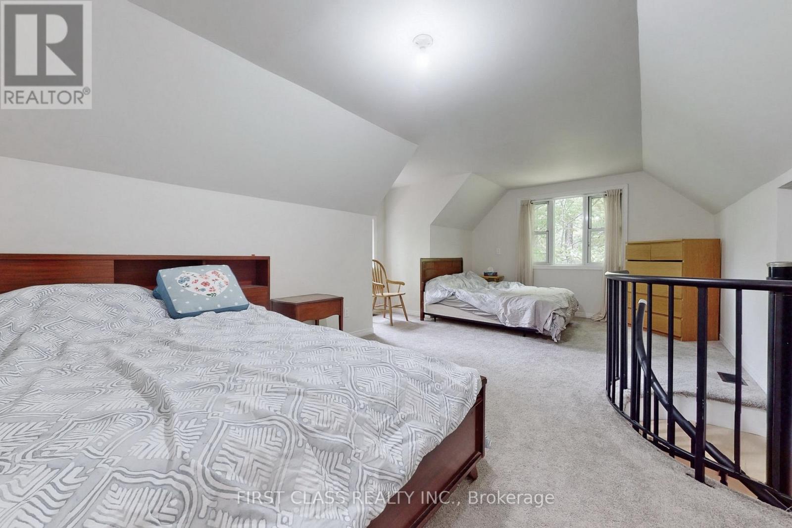 20 GREENFIELD LANE
