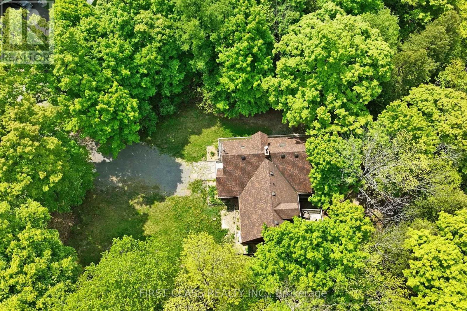 20 GREENFIELD LANE