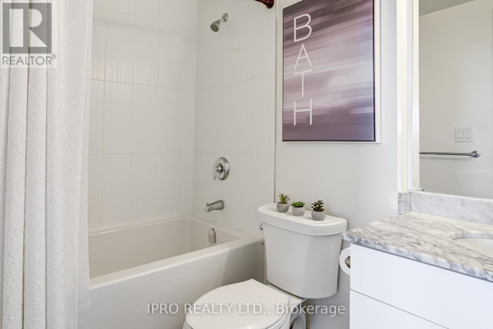 #309 -560 NORTH SERVICE RD, #309