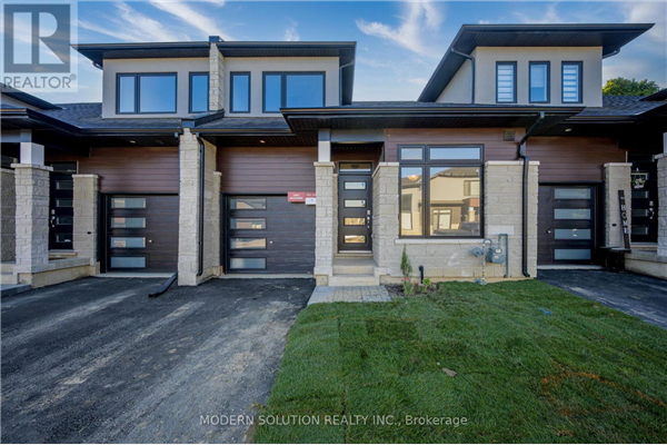10 SENTINEL LANE, Hamilton