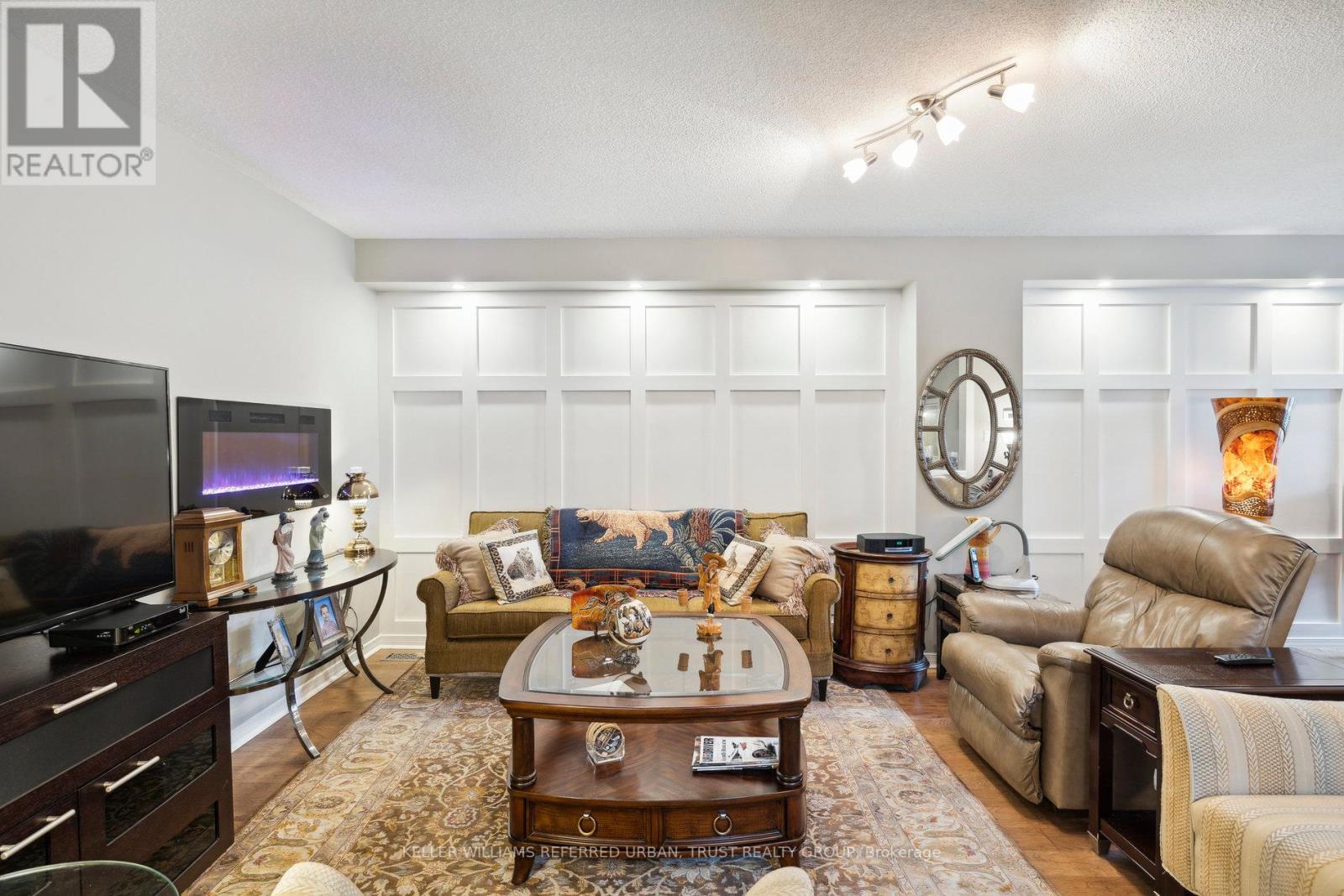 29 TAMARACK CRT