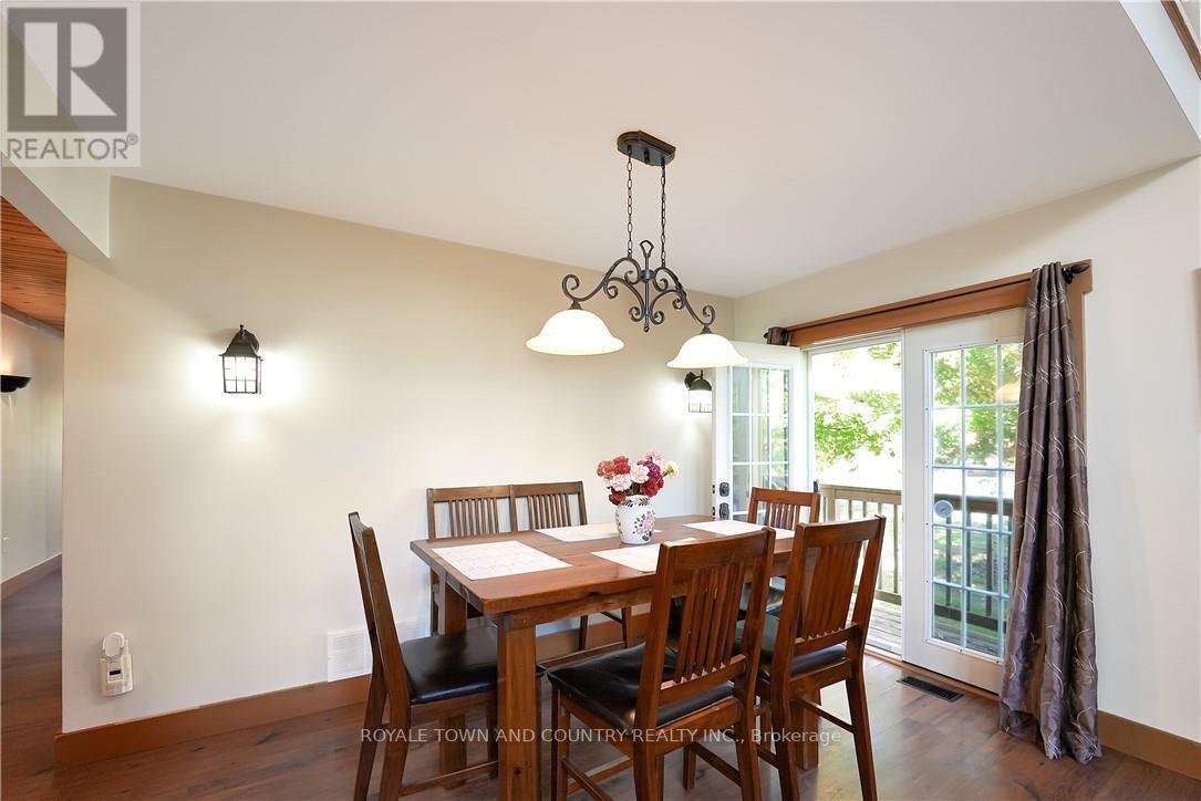 9 LAKEVIEW COTTAGE RD