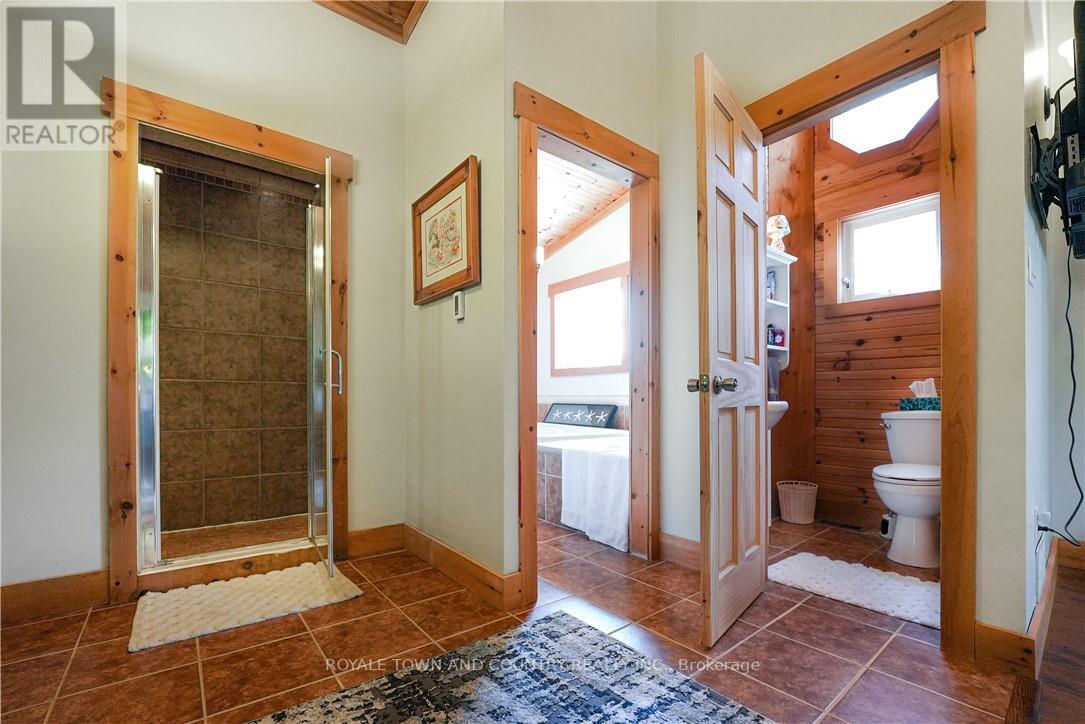 9 LAKEVIEW COTTAGE RD