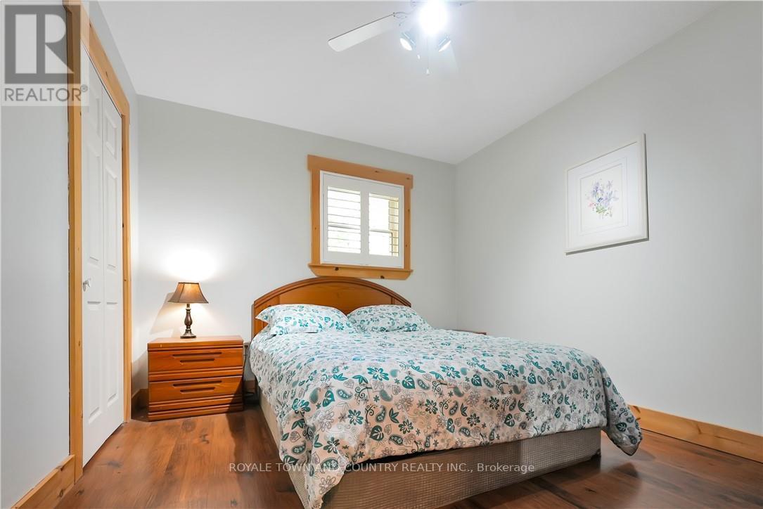 9 LAKEVIEW COTTAGE RD