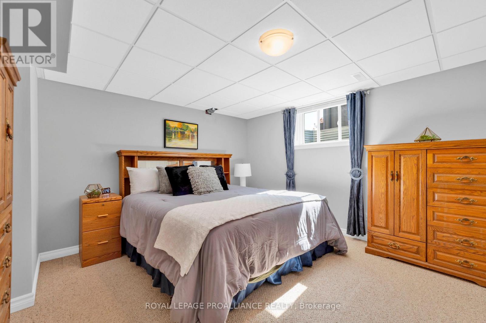 16 CONGER DR