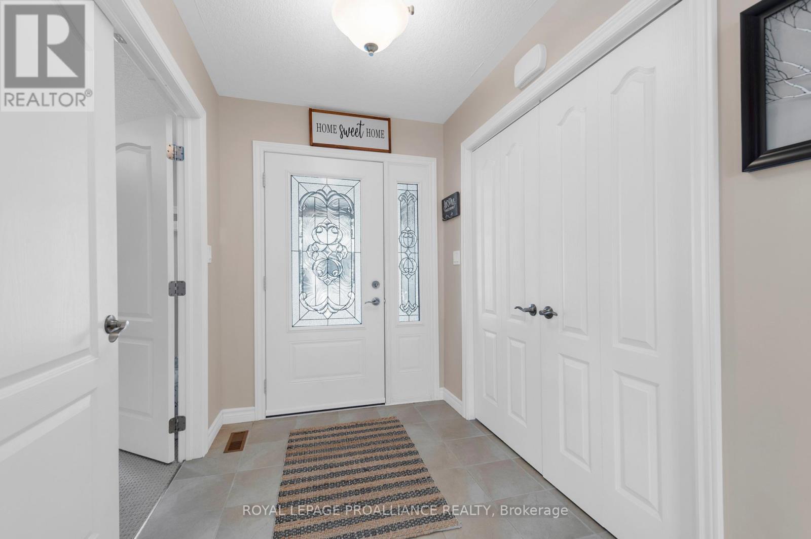 16 CONGER DR