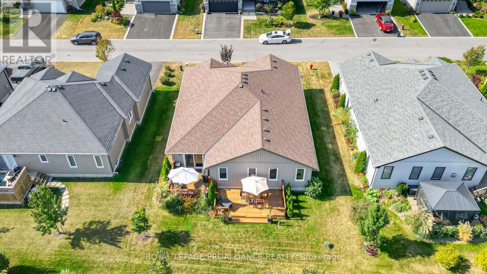 16 CONGER DR