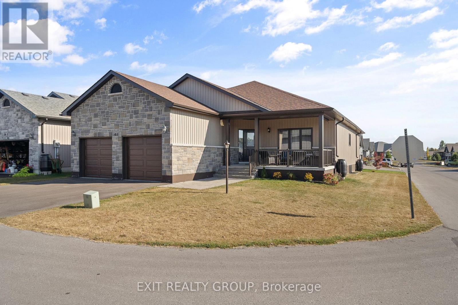 41 DORCHESTER DR