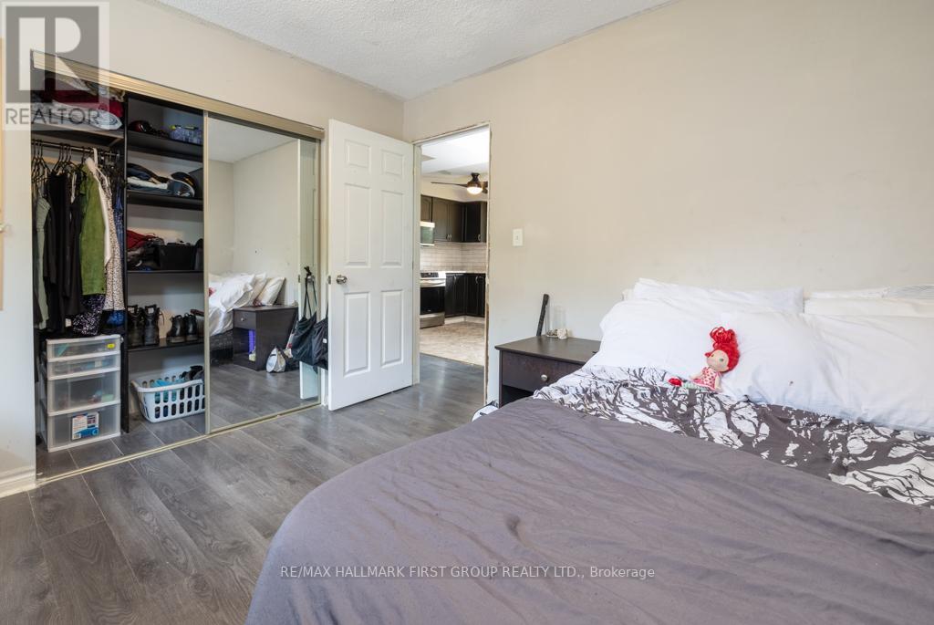 8 MCCABE ST W
