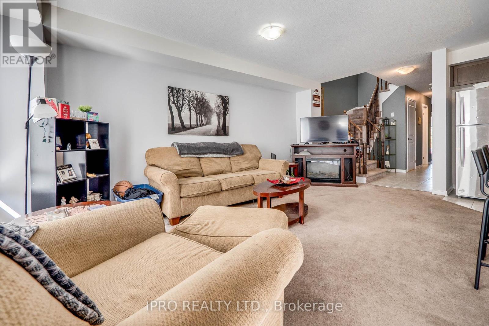 167 THOMPSON RD