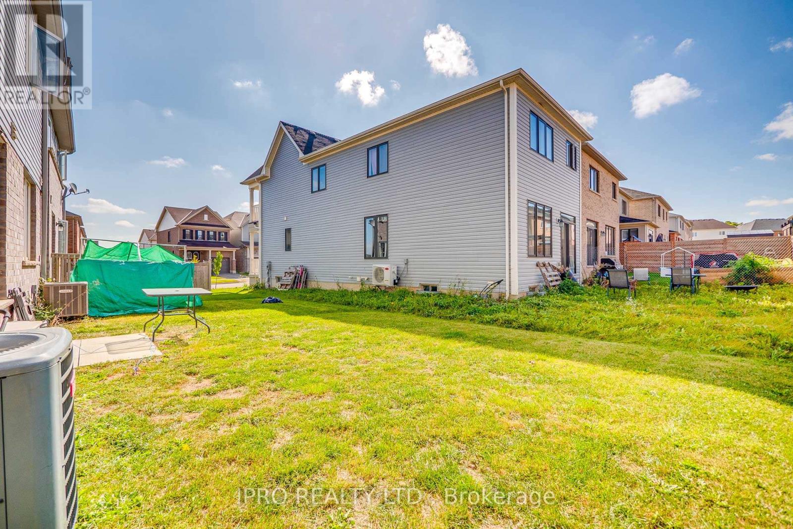 167 THOMPSON RD