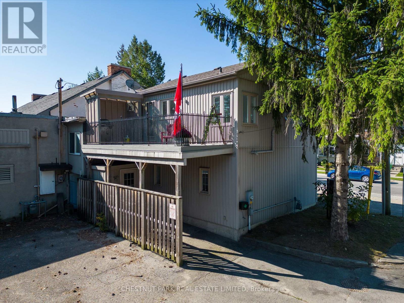 1099 1ST AVE W