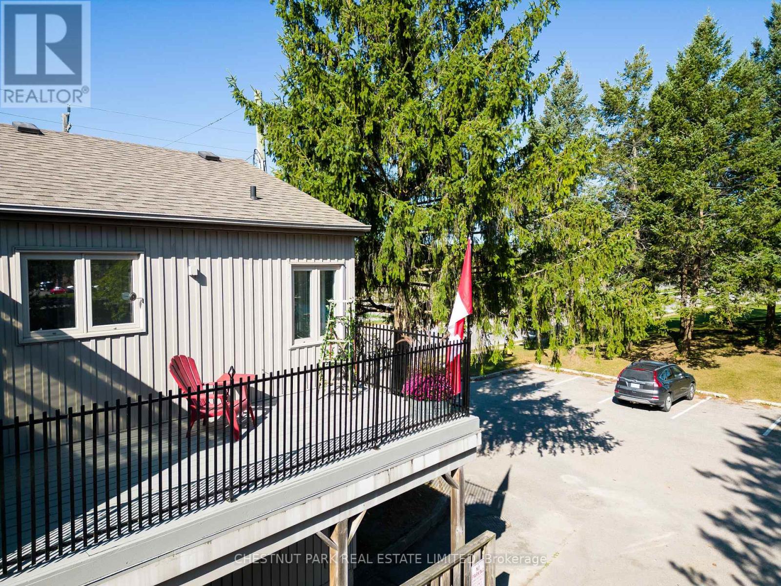1099 1ST AVE W
