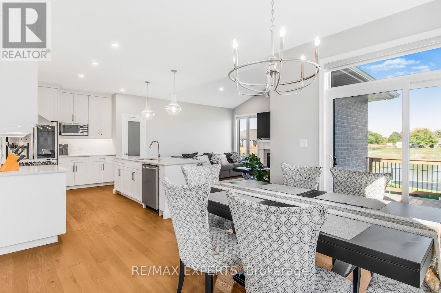 115 RENAISSANCE DR