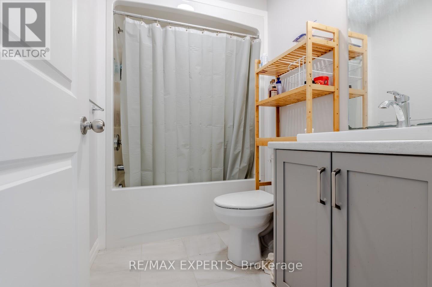 115 RENAISSANCE DR