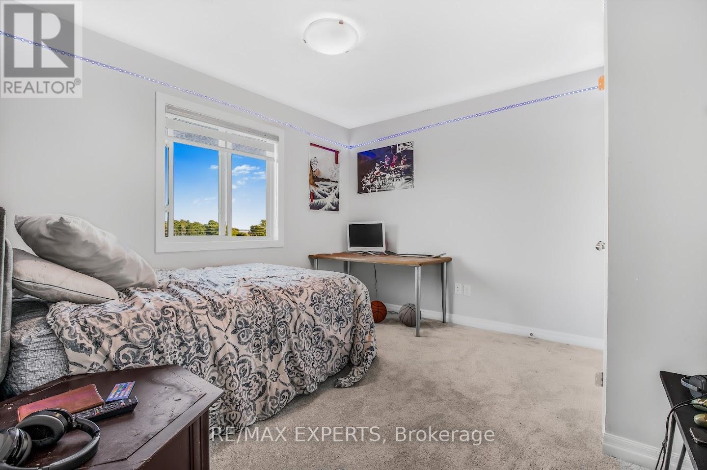 115 RENAISSANCE DR