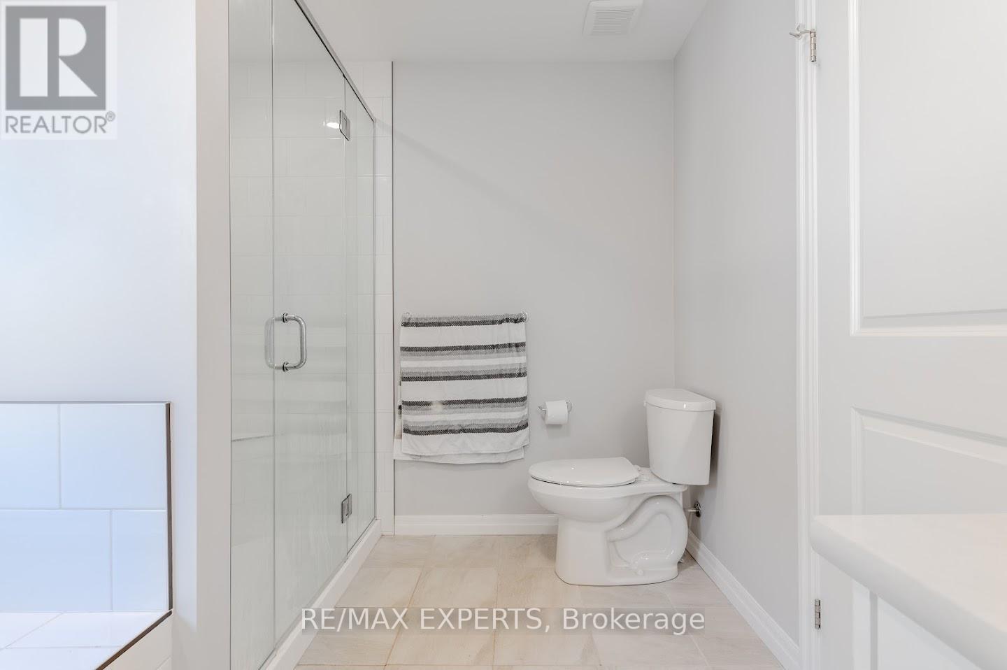 115 RENAISSANCE DR