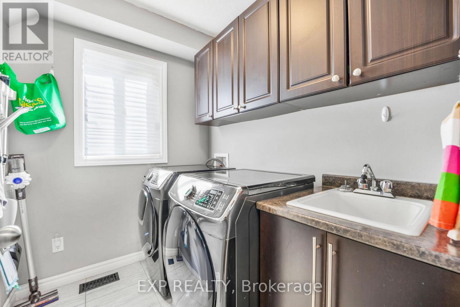 468 FAIRWAY RD