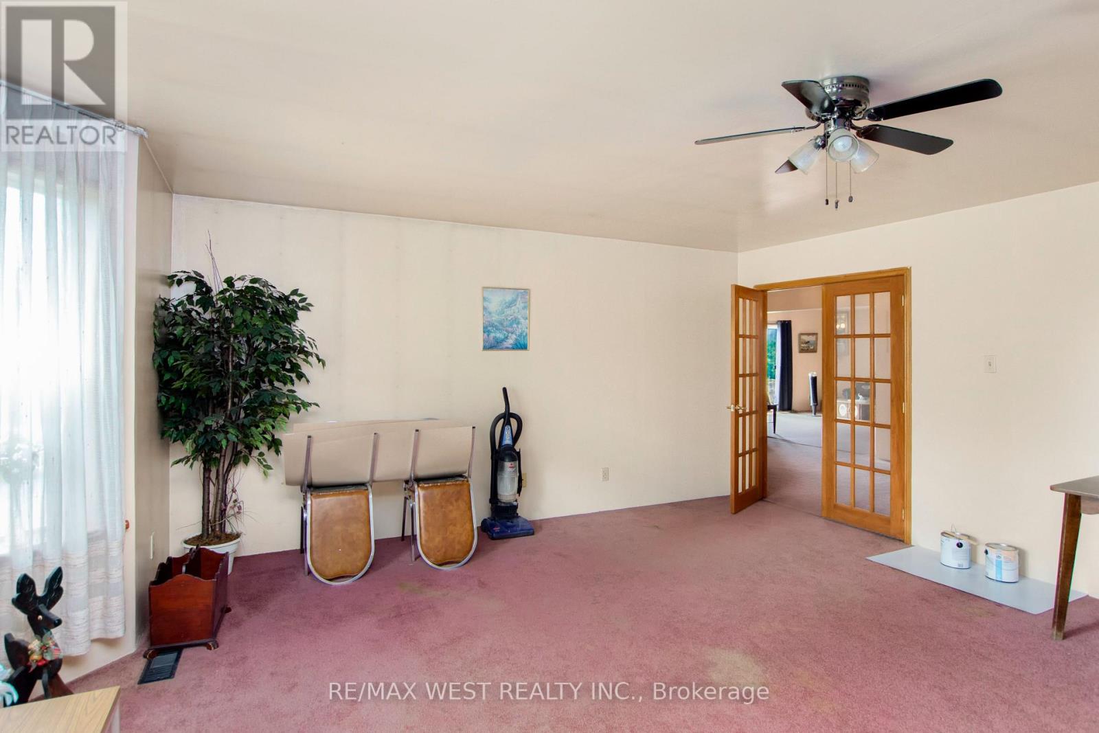 2075 FISH LAKE RD