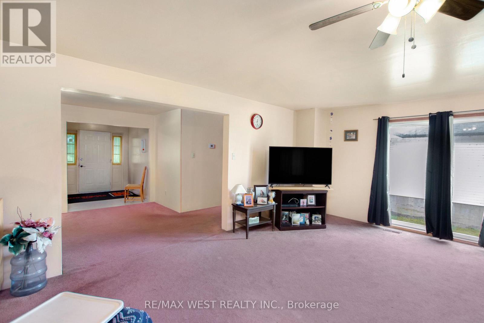 2075 FISH LAKE RD