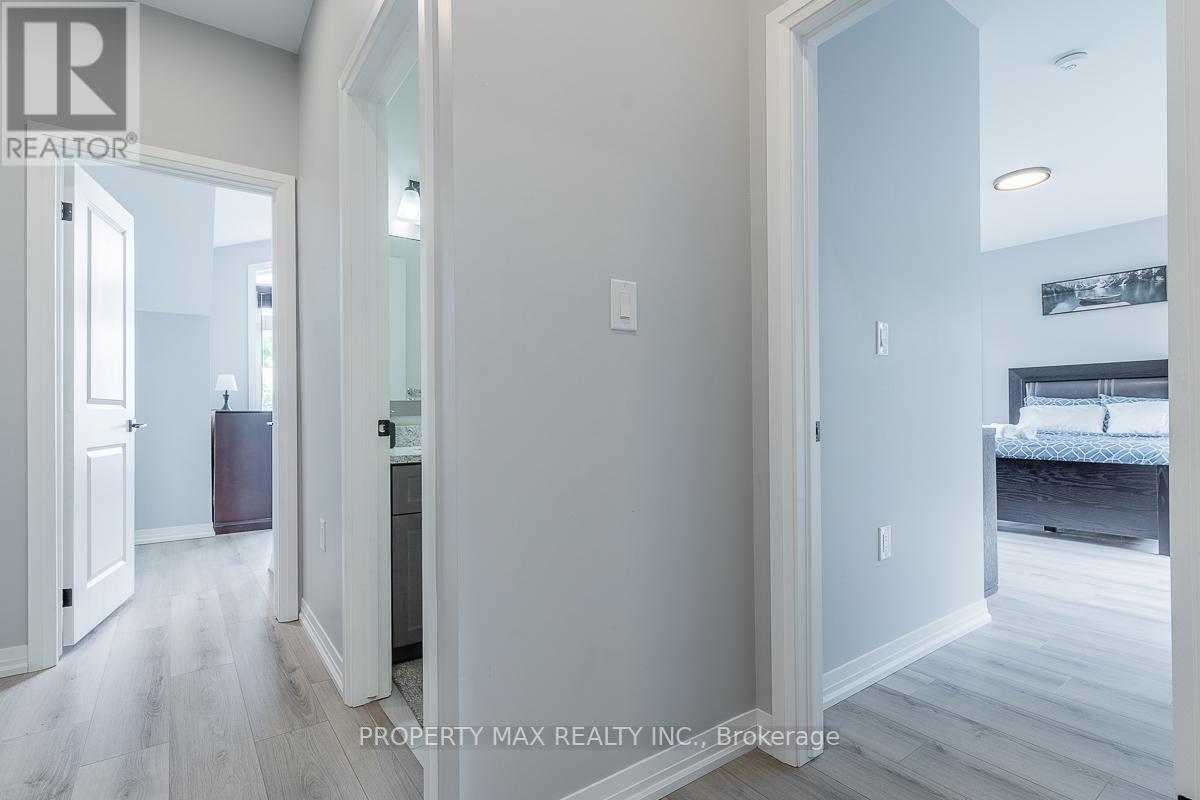170 MARY ST