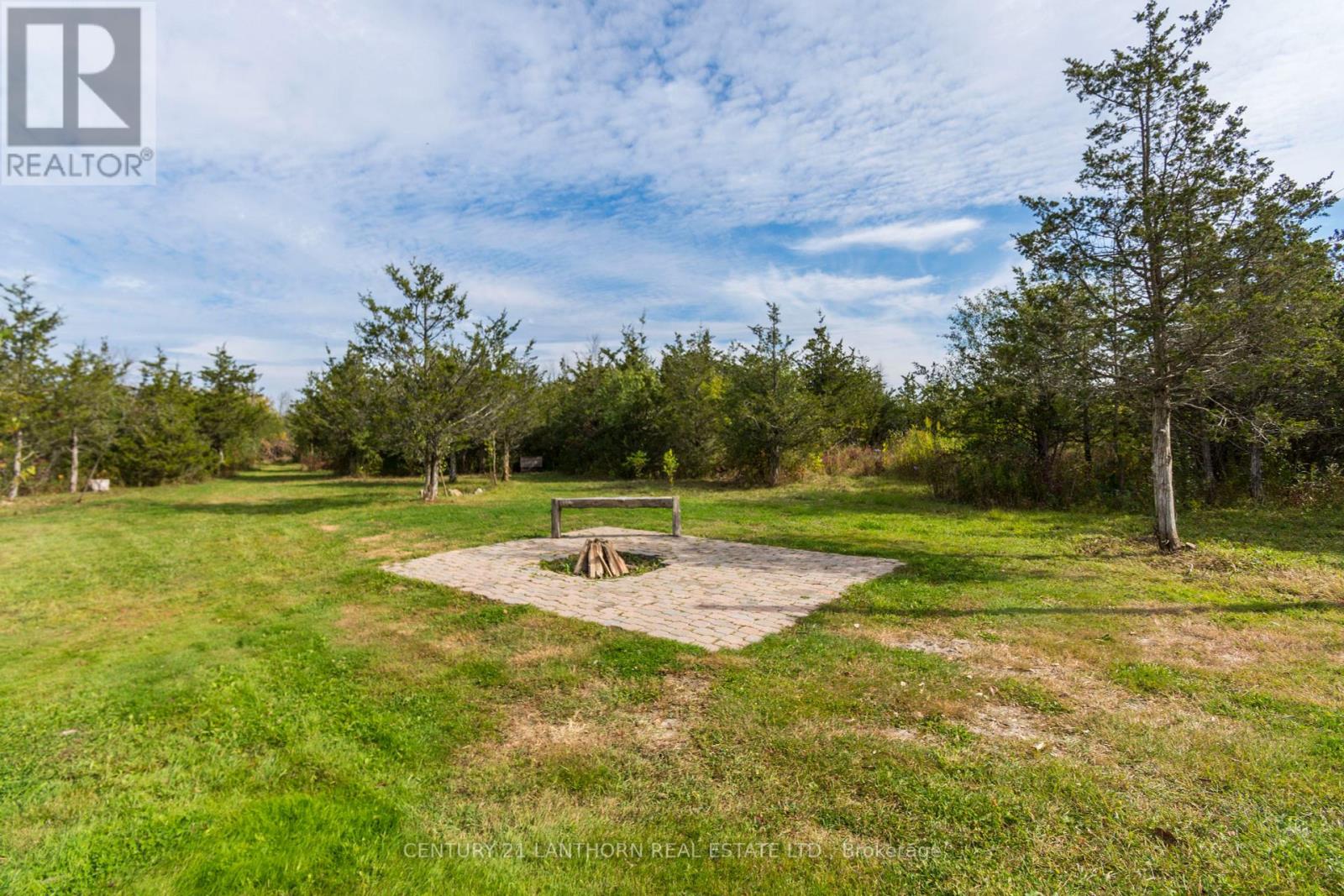 402 BLACK ROAD RD