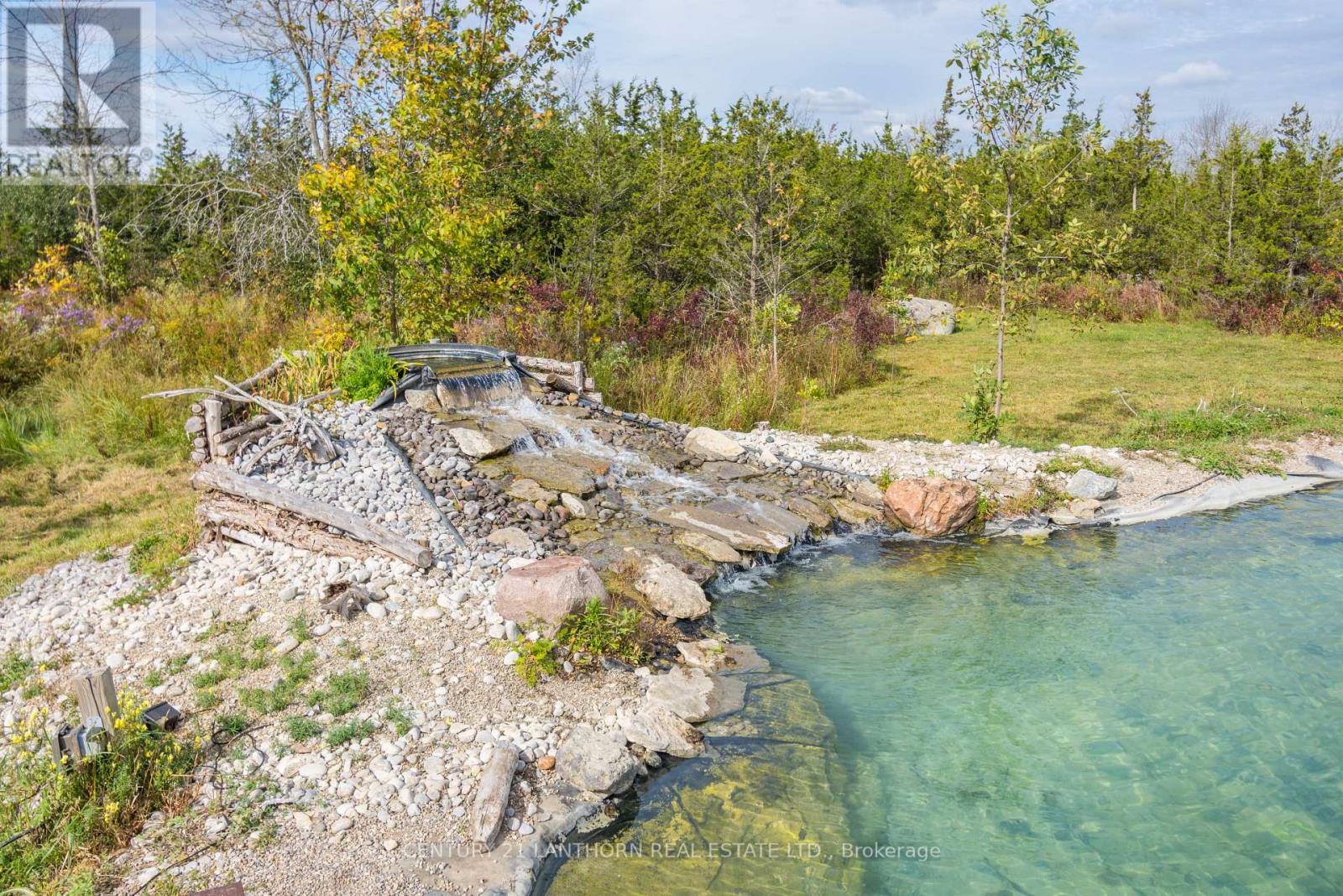 402 BLACK ROAD RD