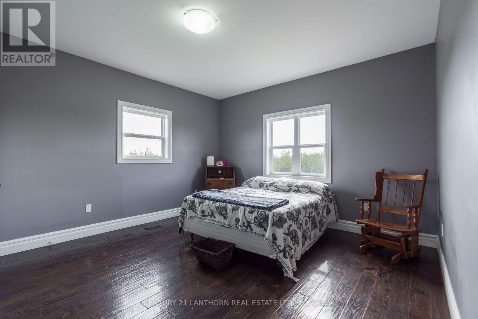 402 BLACK ROAD RD