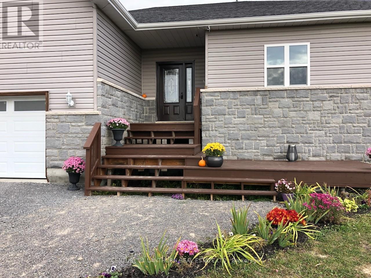 402 BLACK ROAD RD