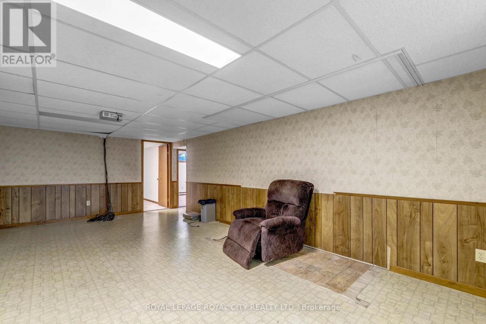 462 ARKELL RD
