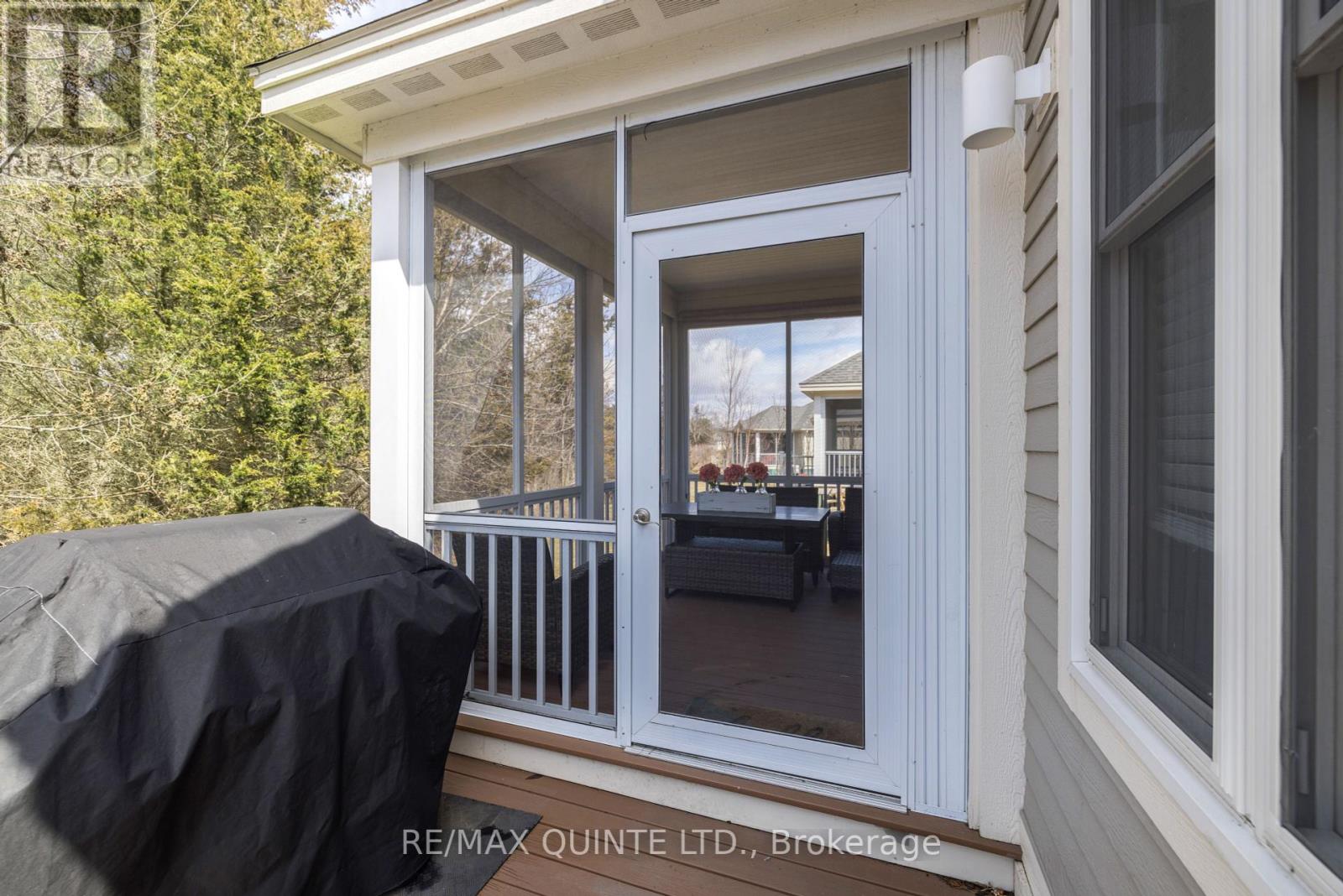 #89 -75 BUTTERNUT LANE S, #89