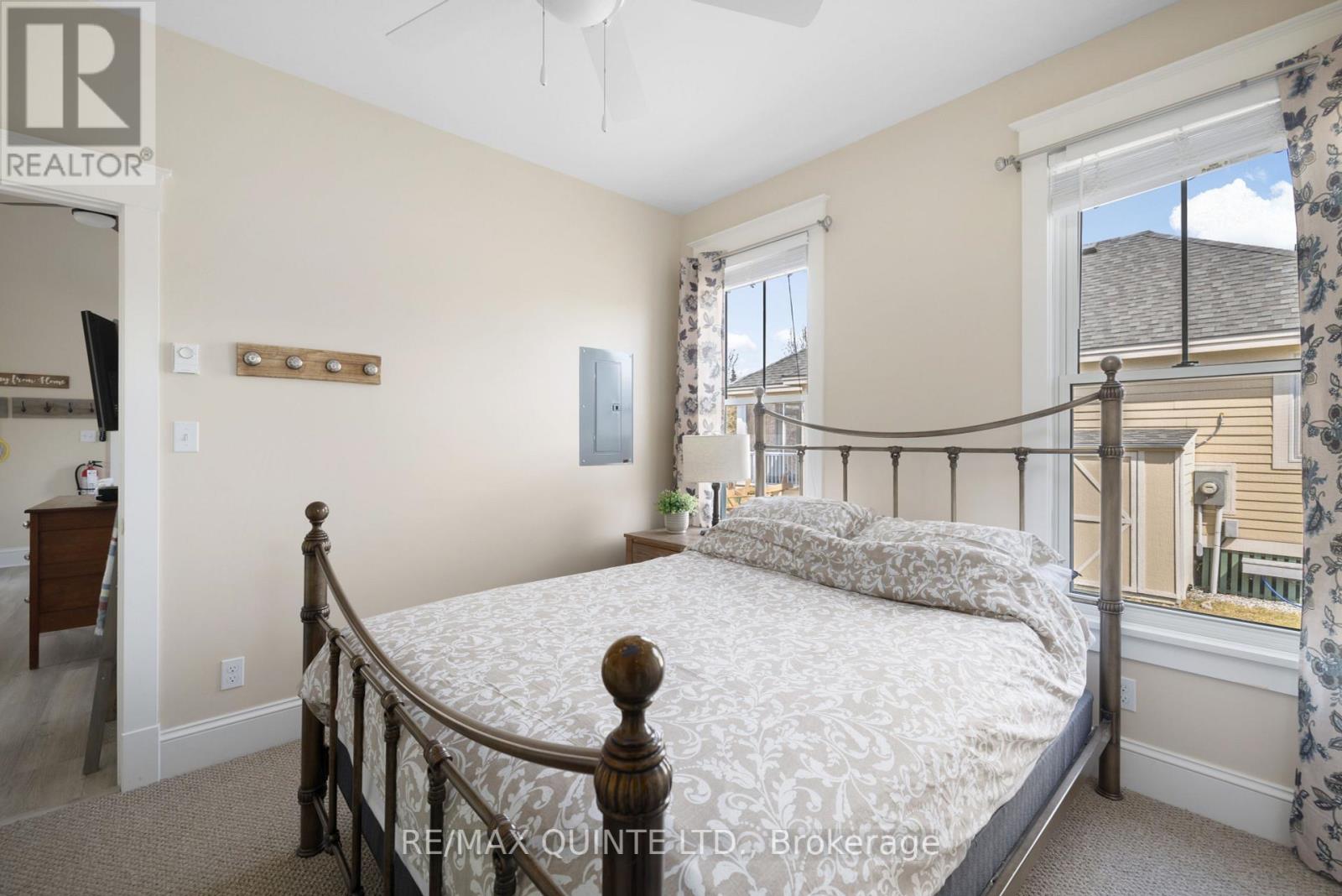 #89 -75 BUTTERNUT LANE S, #89