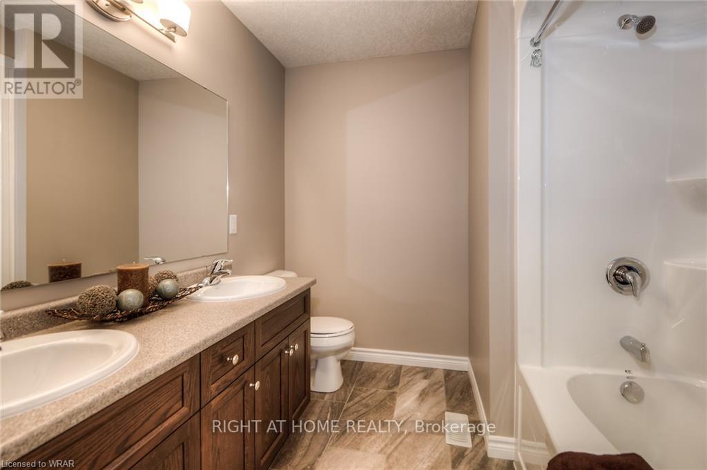 222 LADYSLIPPER DR