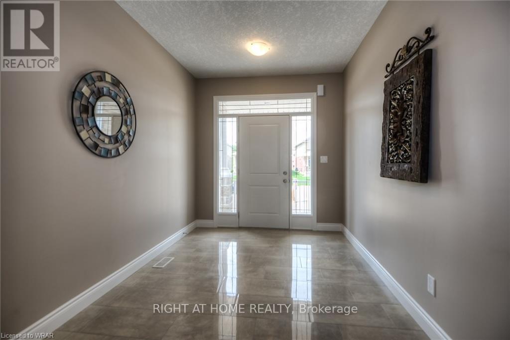 222 LADYSLIPPER DR