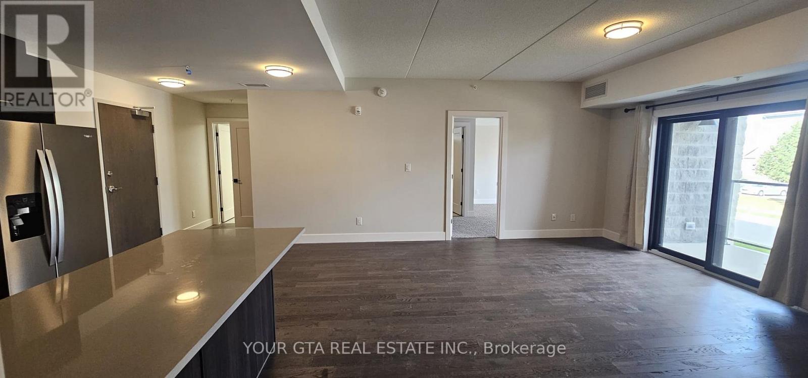 #214 -2550 SANDWICH WEST PKWY E, #214