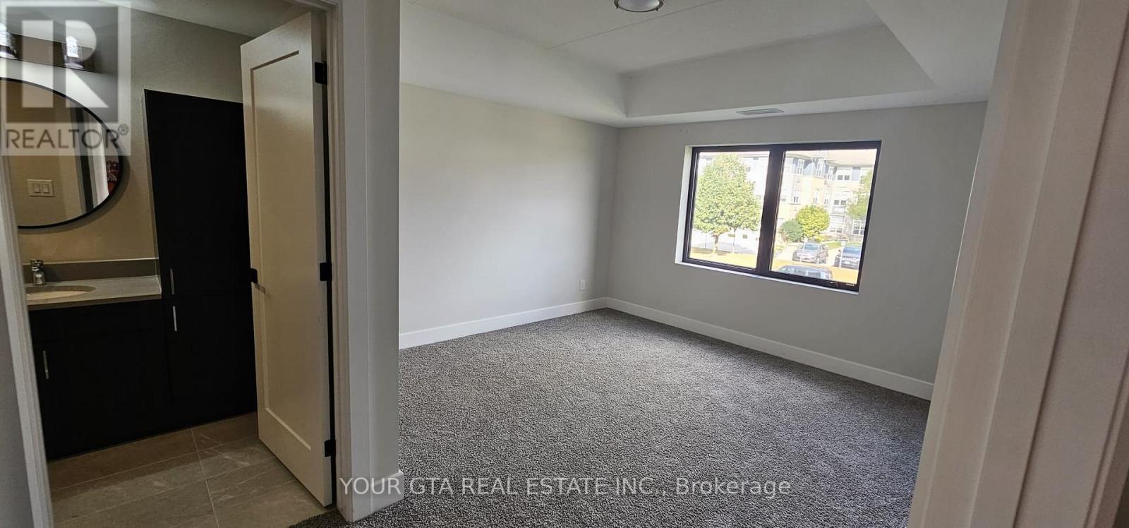 #214 -2550 SANDWICH WEST PKWY E, #214