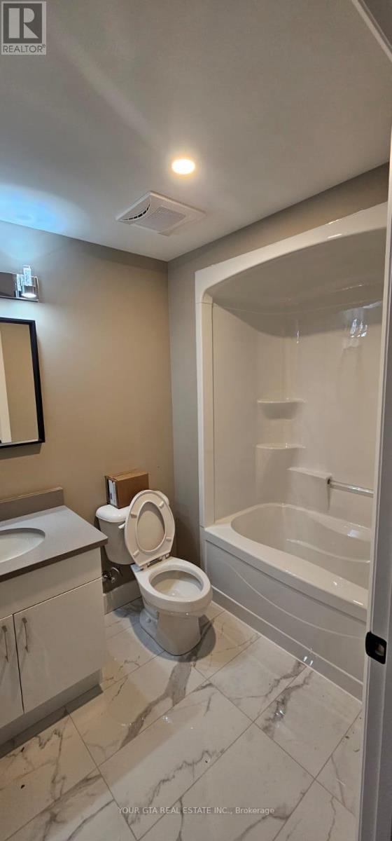 #214 -2550 SANDWICH WEST PKWY E, #214