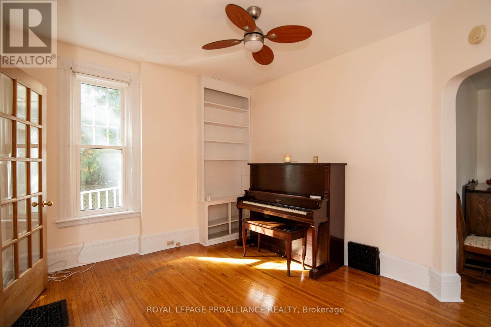 88 QUEEN ST