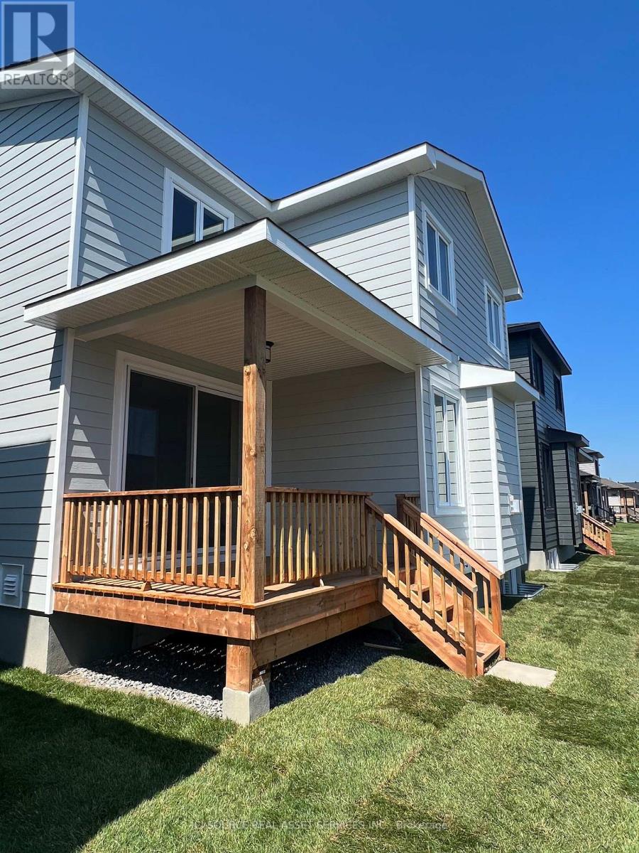 153 MAC BEATTIE DR