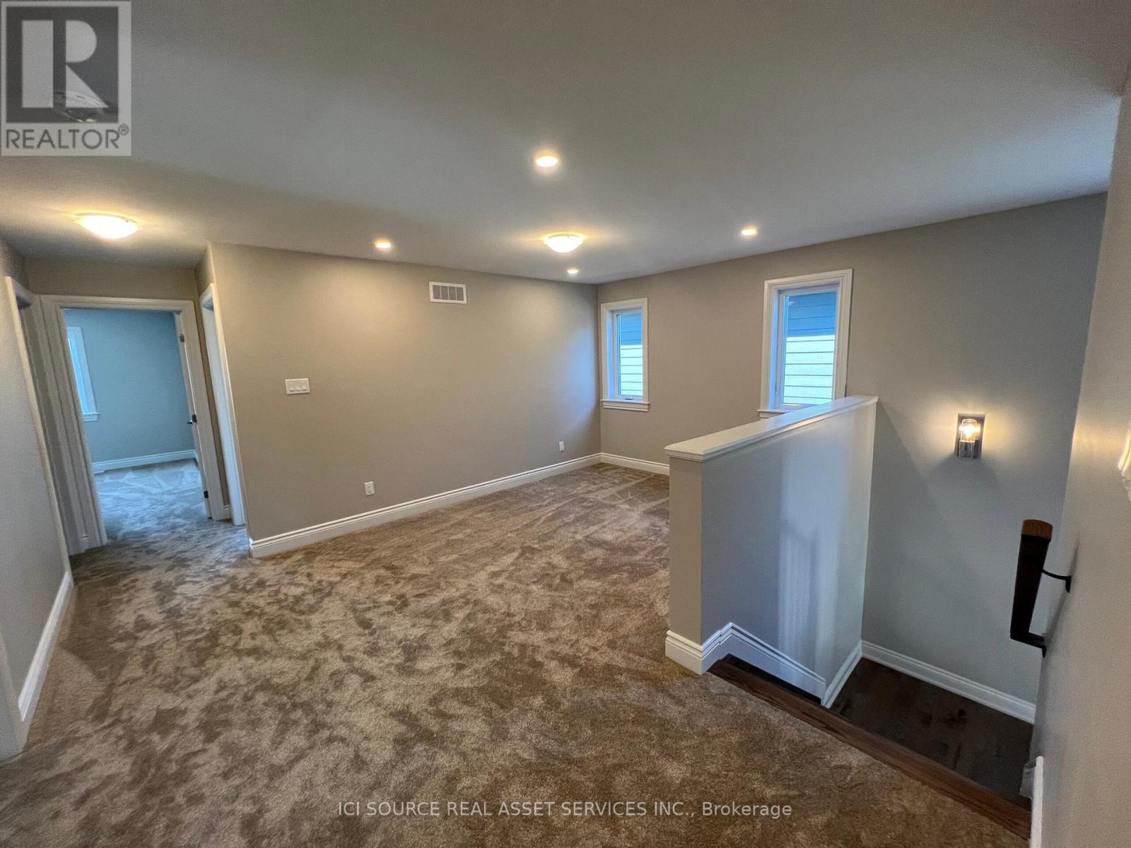 153 MAC BEATTIE DR