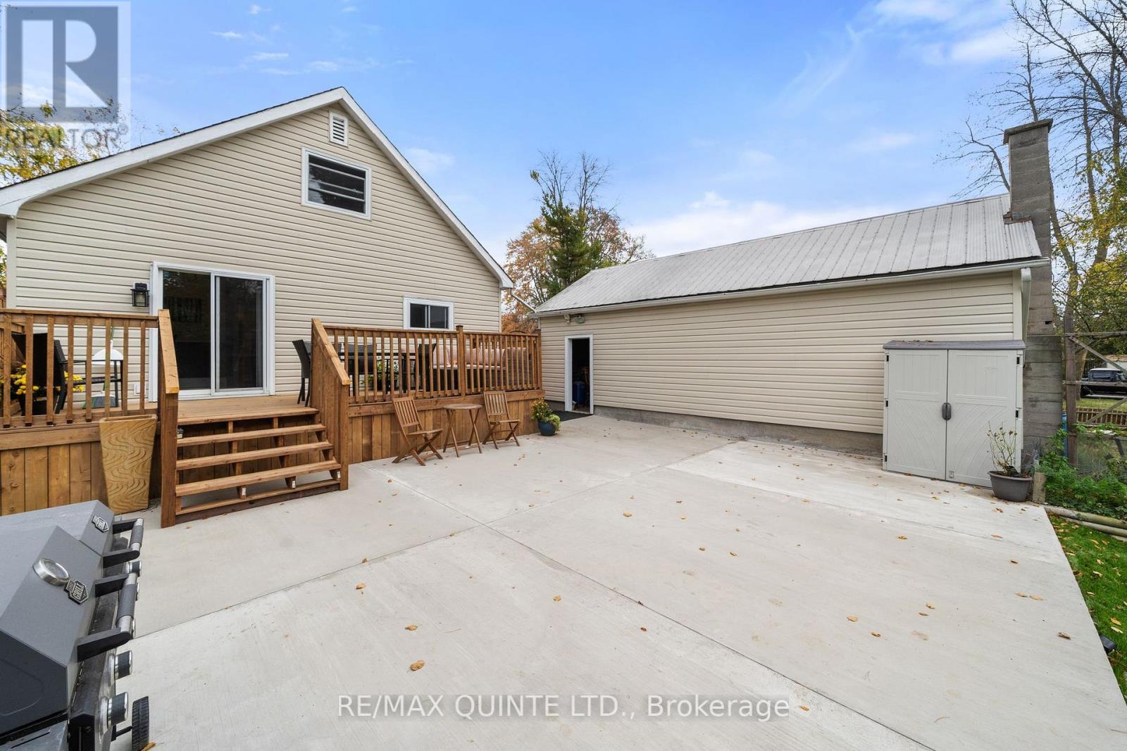469 ASHLEY ST