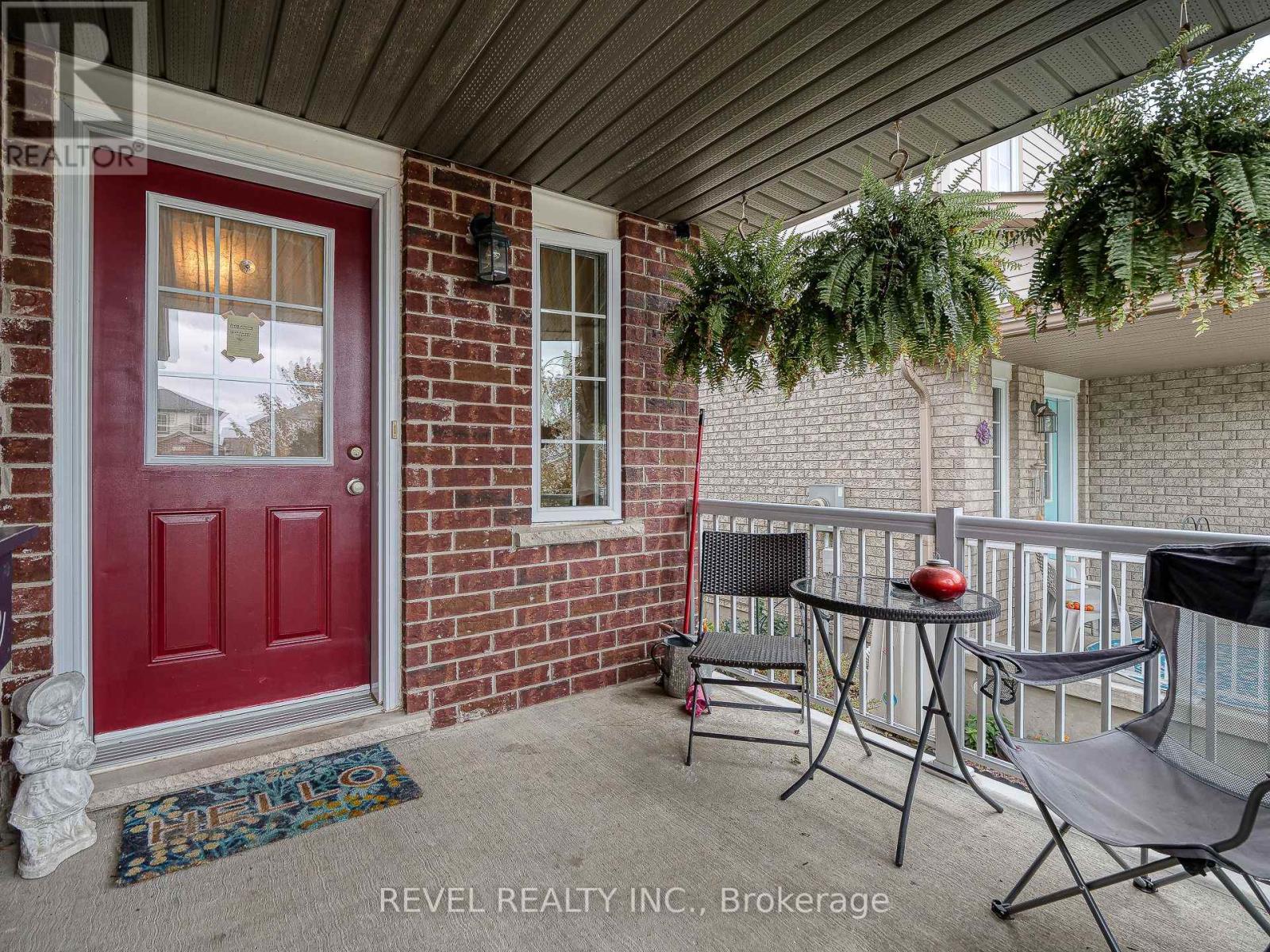 1055 MARQUETTE DR