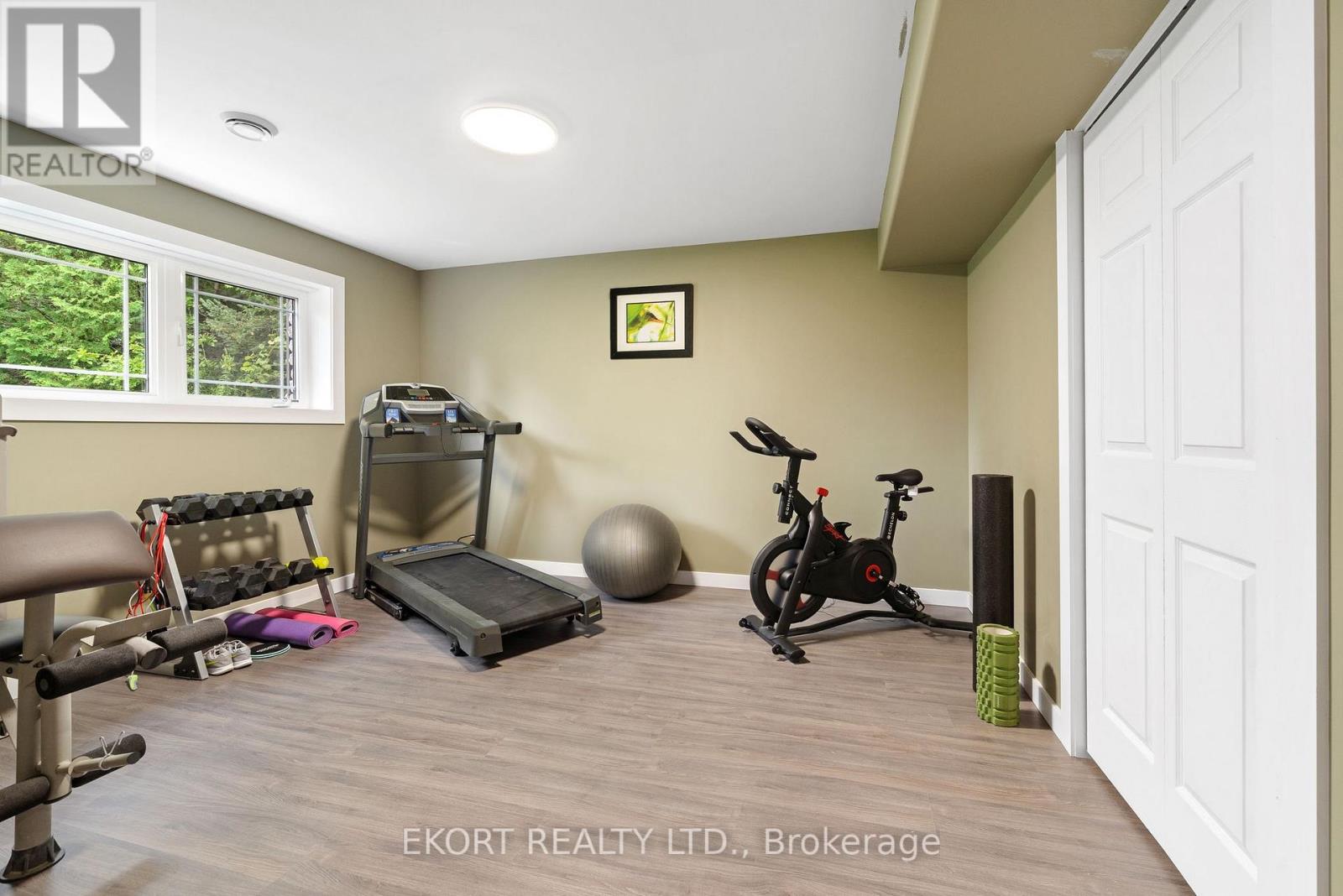 366 RAY RD