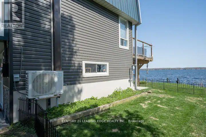 50 BAYVIEW DR