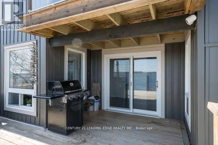 50 BAYVIEW DR