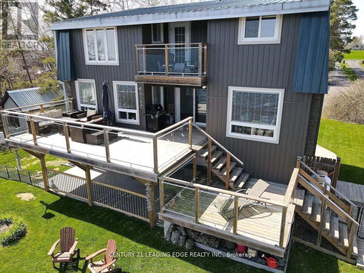 50 BAYVIEW DR