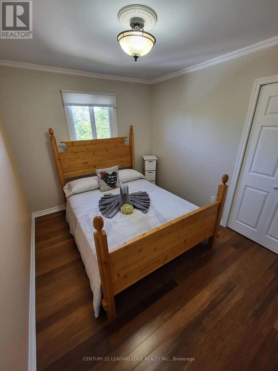 50 BAYVIEW DR