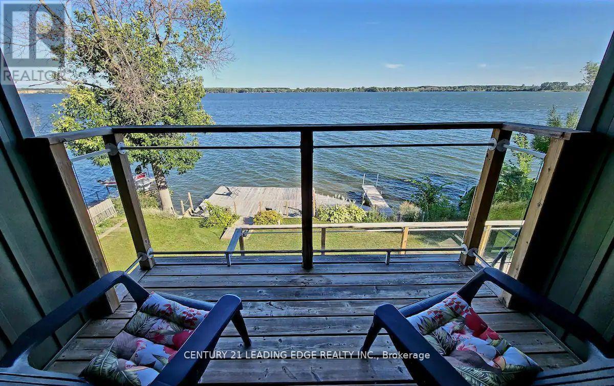 50 BAYVIEW DR